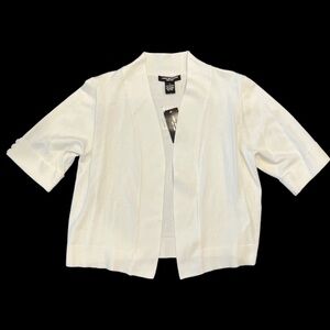 New Linda Matthews Medium White Short Sleeve Cardigan